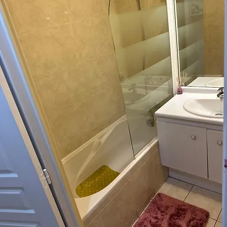 Homestay Meublee Cuisine A 20 Minutes De Disneyland *